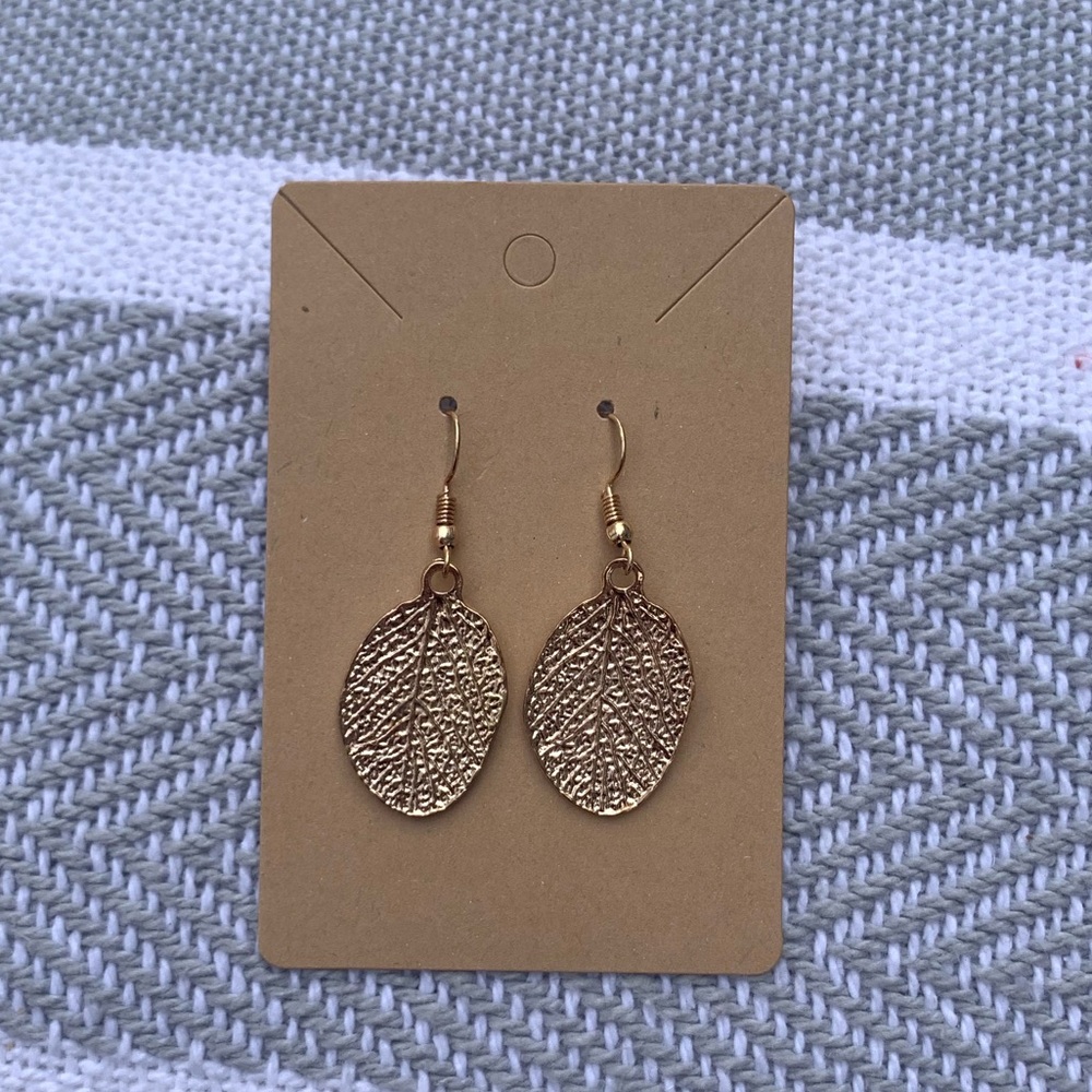 Fashion Leaf Earrings
